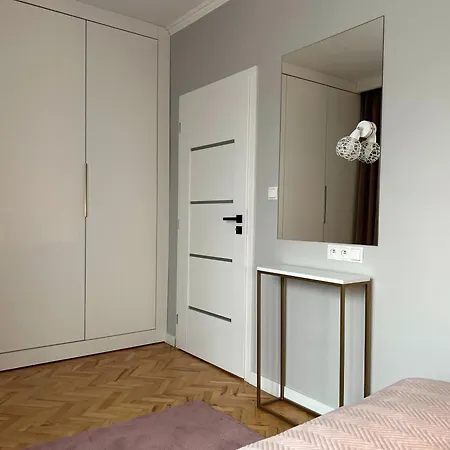 דירה Sunset צ'סטוצ'ובה